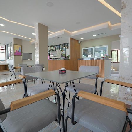 Hotel Kroi Ksamil Bagian luar foto